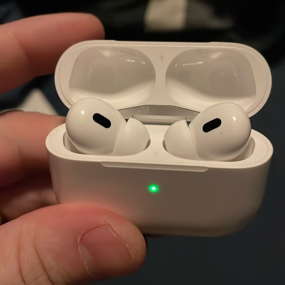 Apple air pod pros